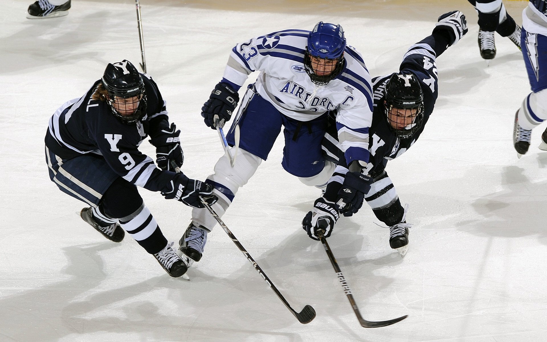 年度焦点之战之夜，阿克惊艳四座