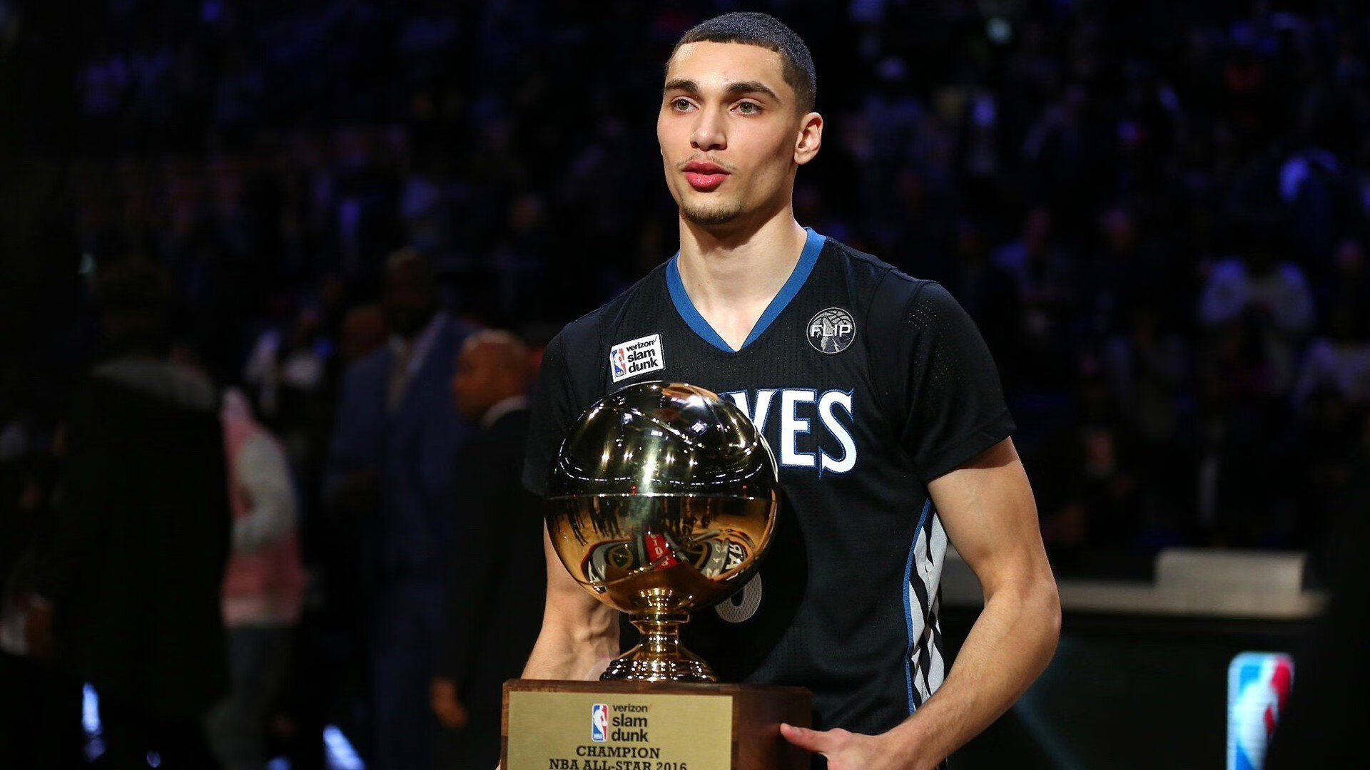 森林狼鏖战尼克斯，福克斯成为关键先生