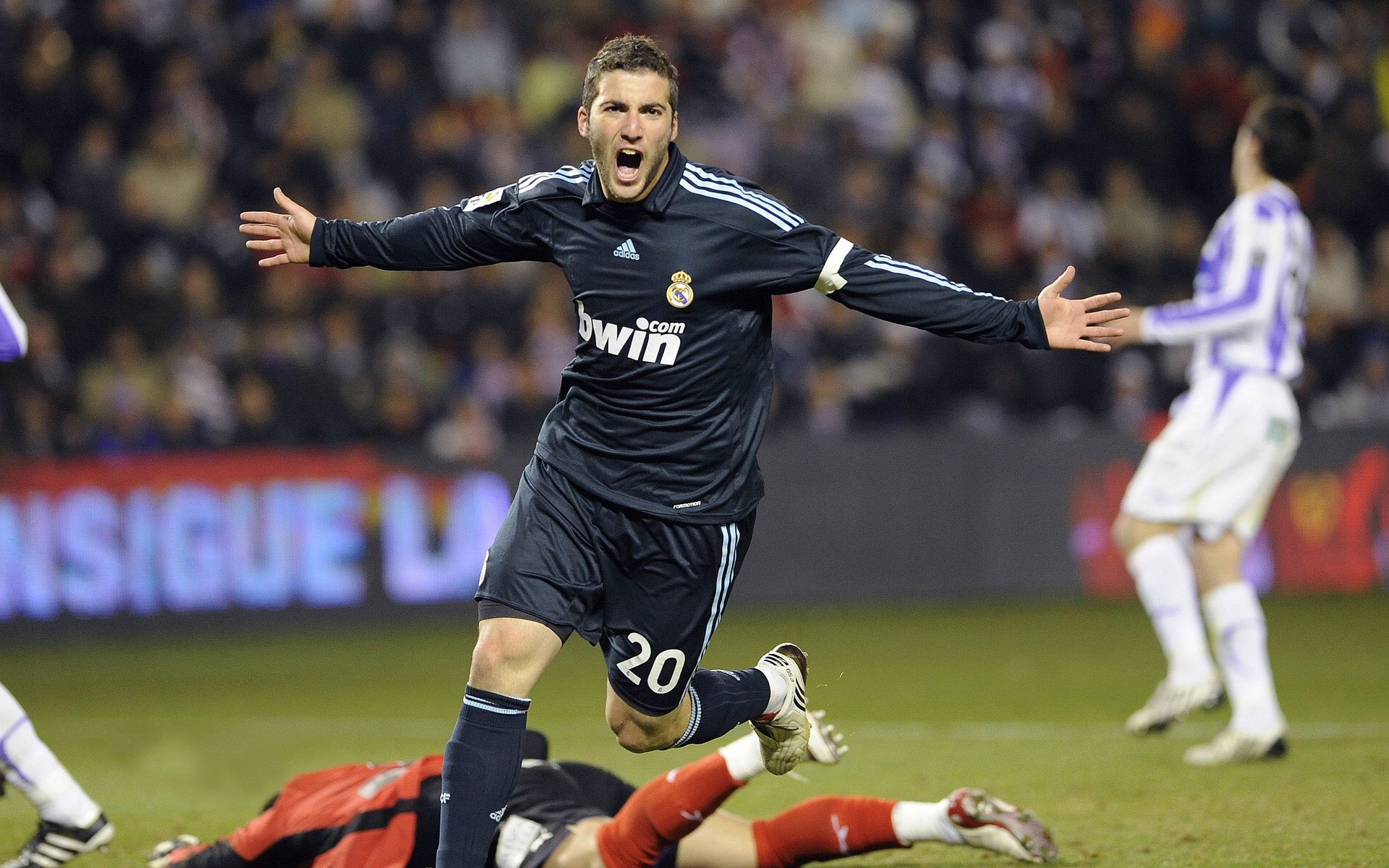 总决赛之夜，坎特打出统治级数据，逆袭者的加冕礼